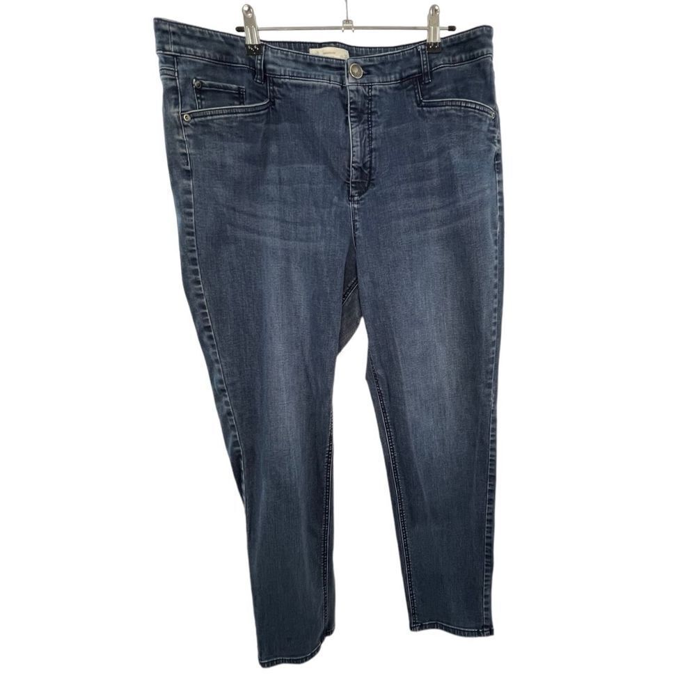 J.Jill Smooth Fit, Slim Fit, Medium Wash Straight Leg Jeans